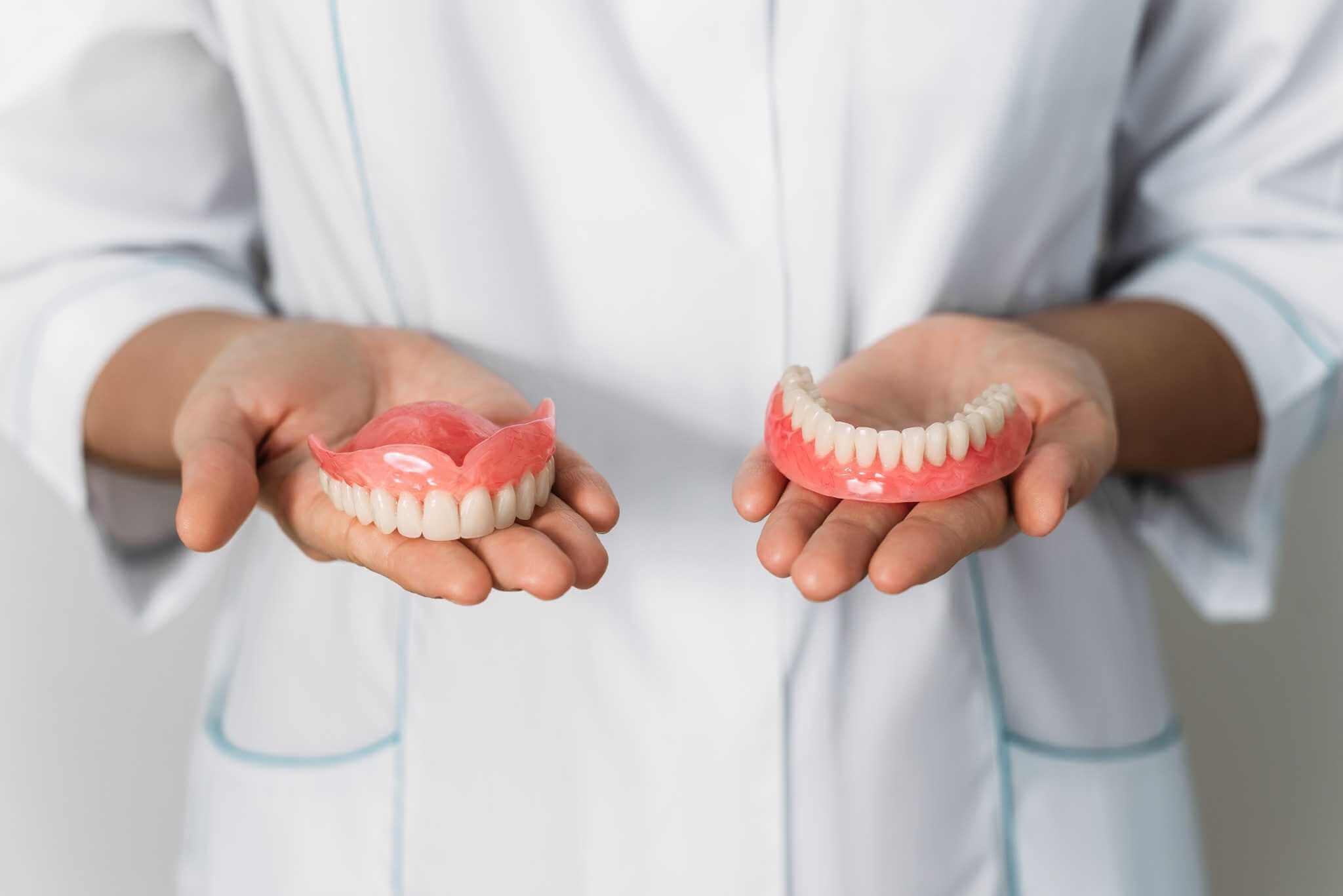 Alternative für Zahnimplantate Zahnprothese
