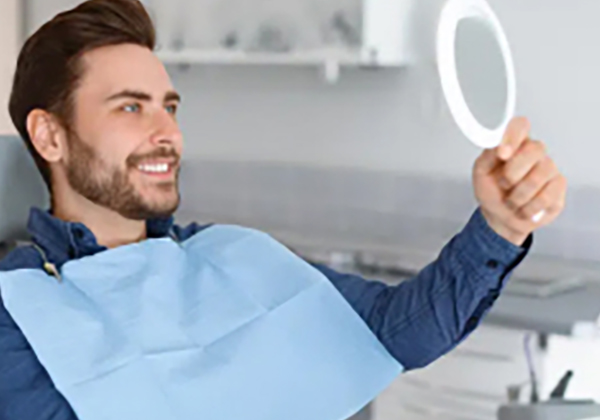Preise für Veneers in der Türkei im Vergleich für ästhetische Zahnkorrekturen und ein strahlendes Lächeln