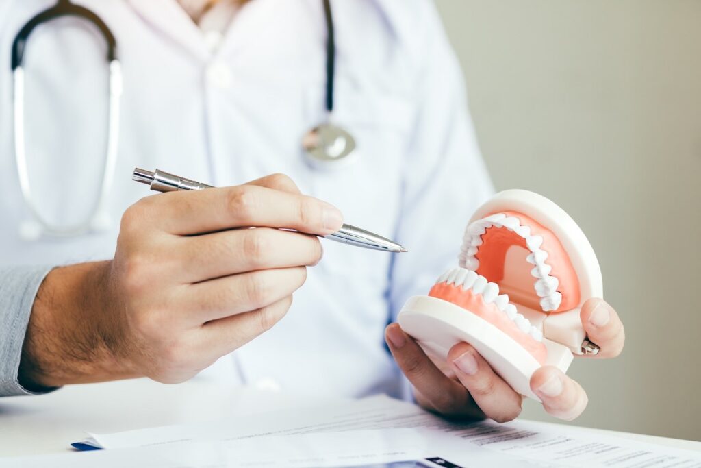 Stegprothese für stabilen Halt und komfortablen implantatgetragenen Zahnersatz